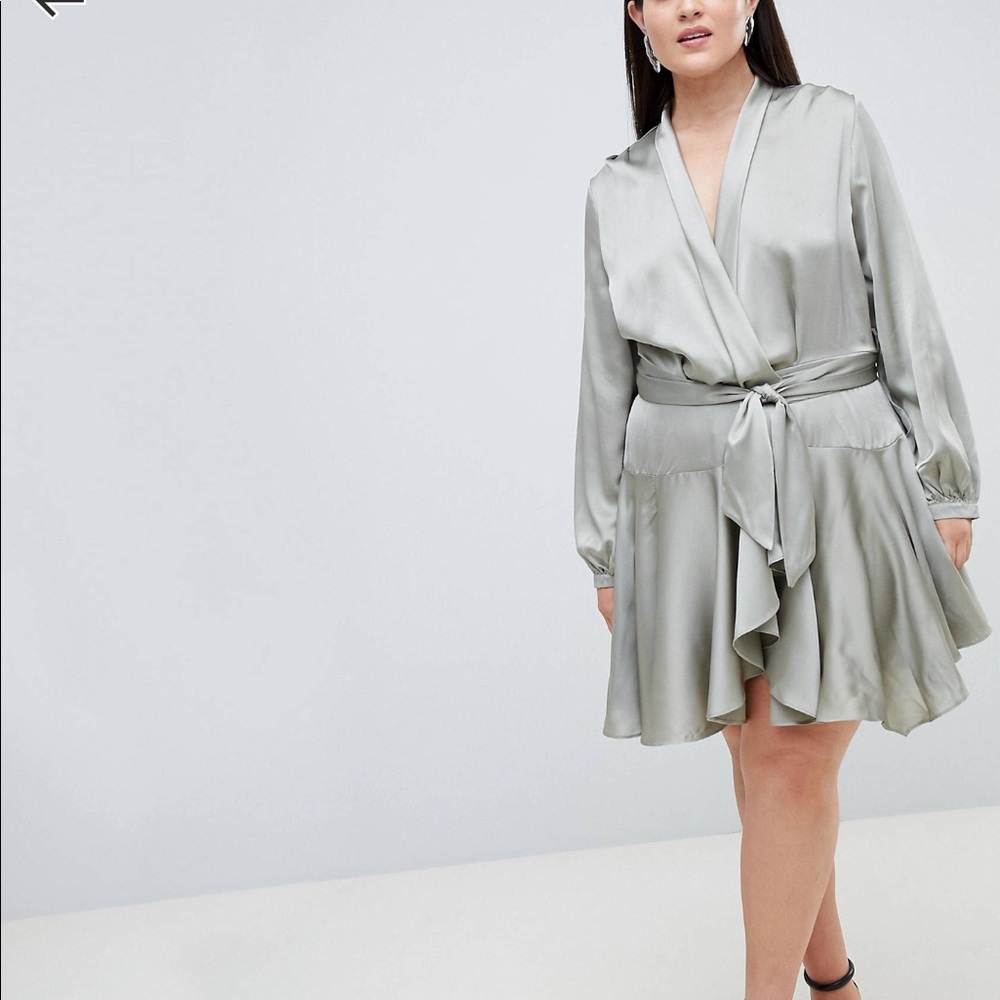 CLUB L “ Tiered wrap skater dress”